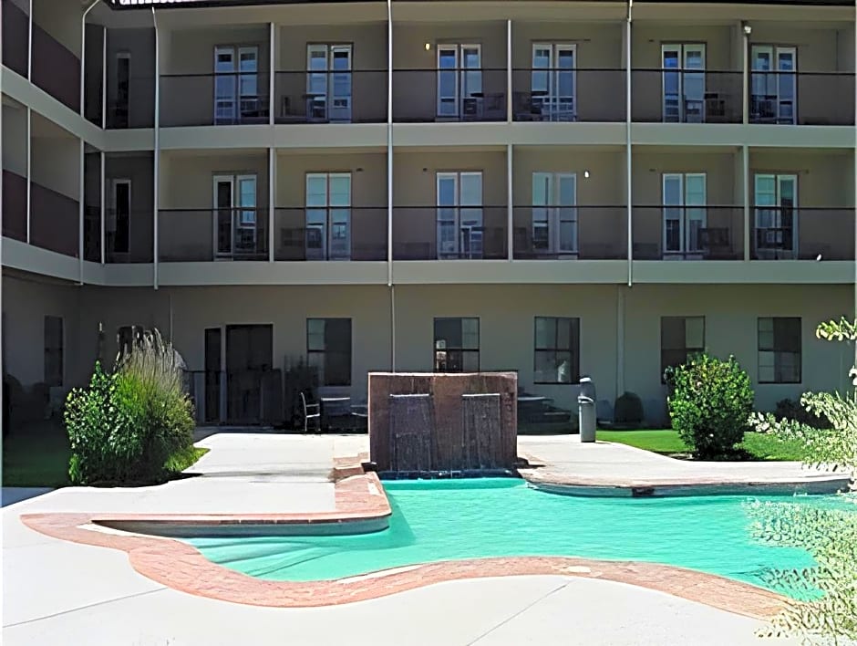 Holiday Inn Express & Suites Kerrville By IHG