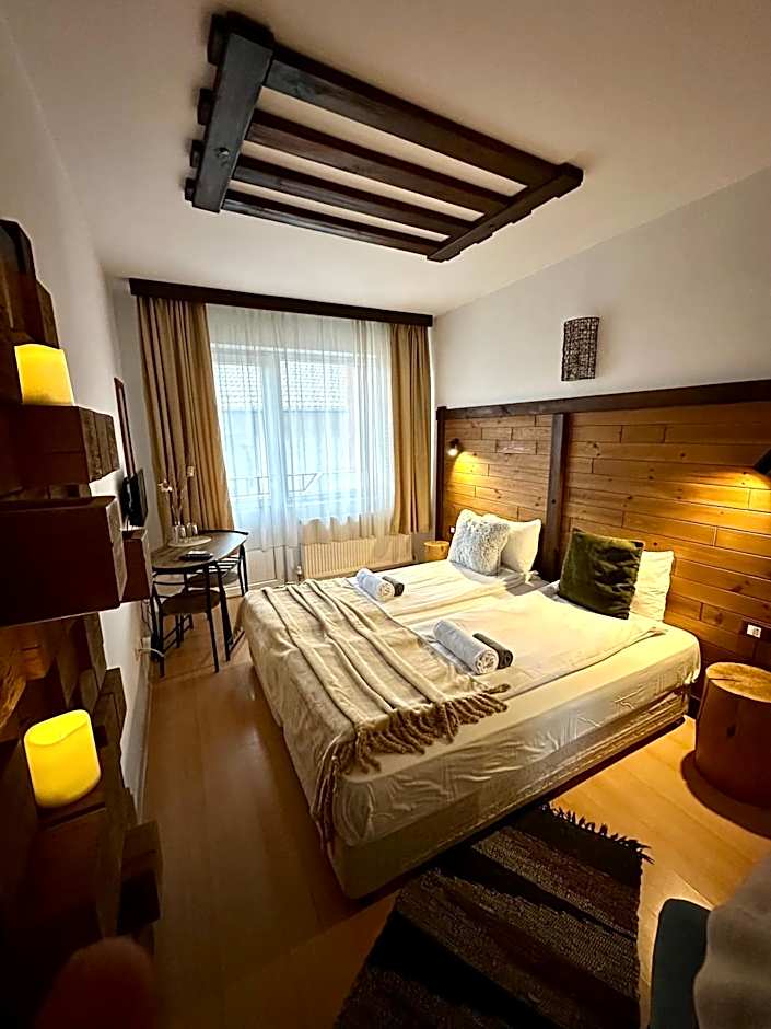 Red House Family house