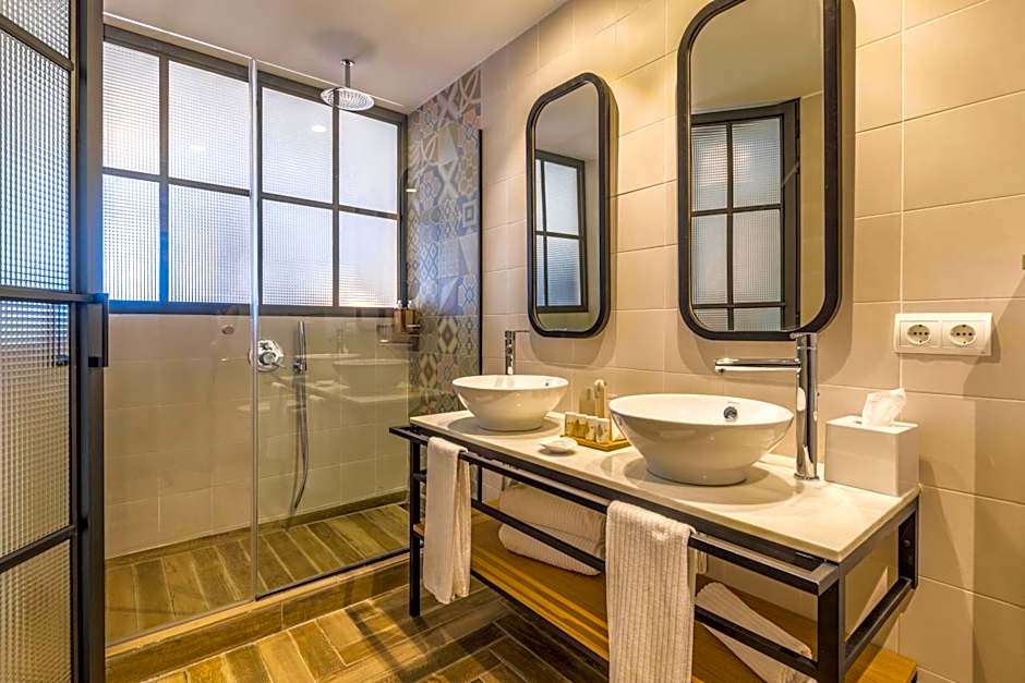 Can Ribera by Zafiro