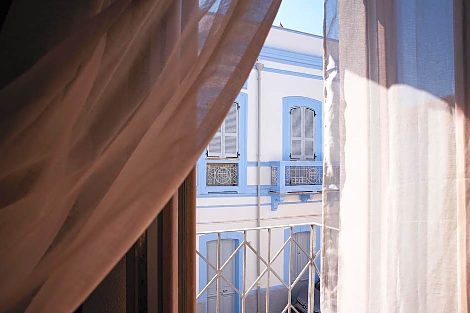 Bobo's House Calasetta