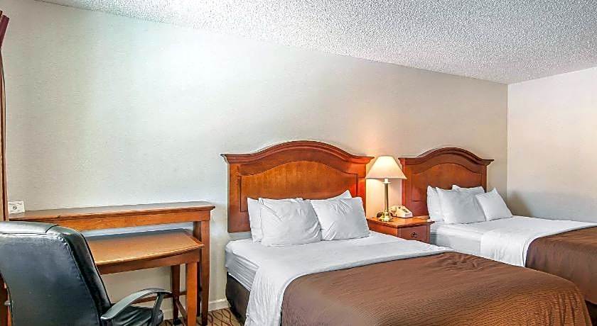 Quality Inn Grants Pass