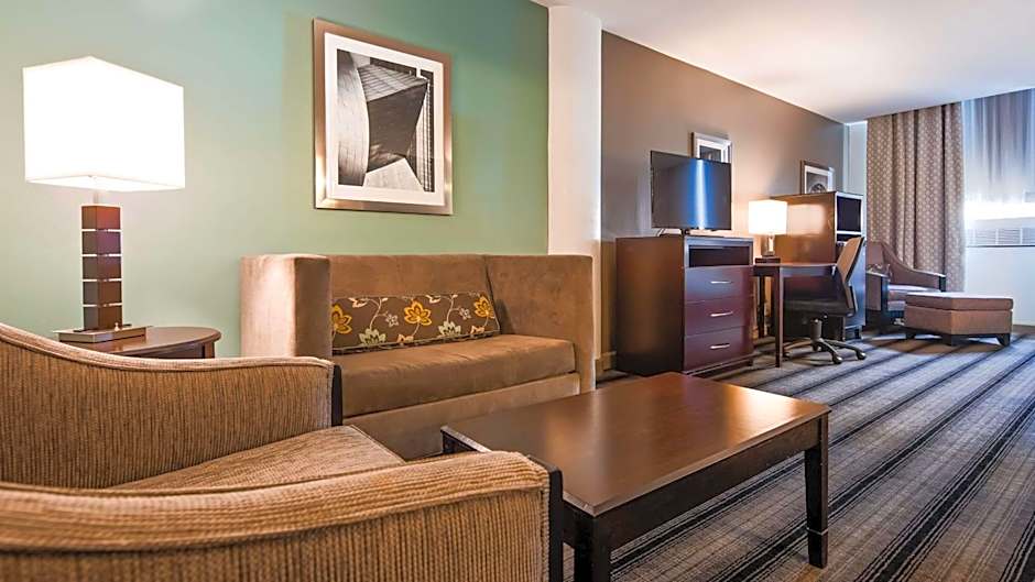Best Western River North Hotel