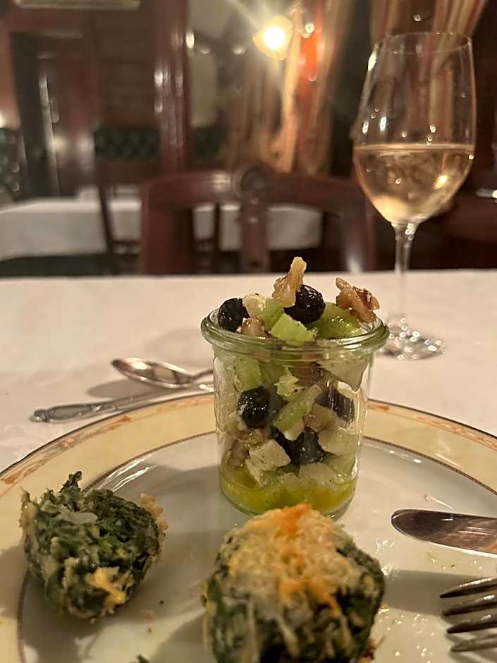 Out in Africa Wildlife Lodge