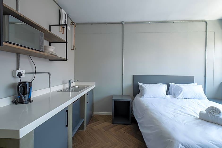 Inn & Out Plus Rosebank