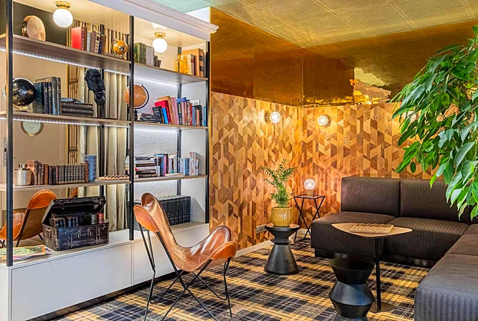 Mercure Paris Bercy Bibliotheque