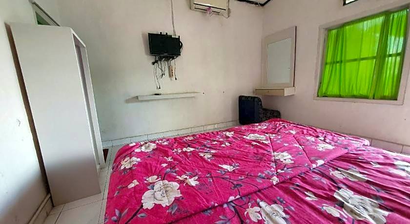 OYO 91077 Losmen Bunda Arema