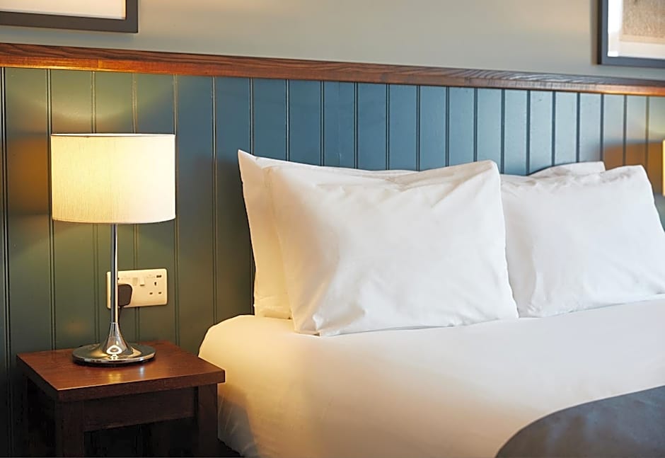 The Spyglass & Kettle by Greene King Inns