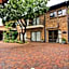 Aero Lodge Guest House
