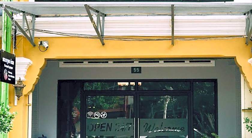 Maison Rivera Guest House