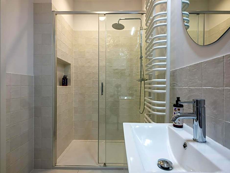 Tyzenhauz Suites Topolowa