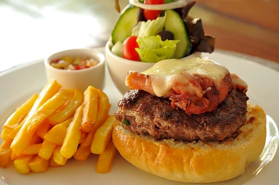 Cresta Sprayview Victoria Falls