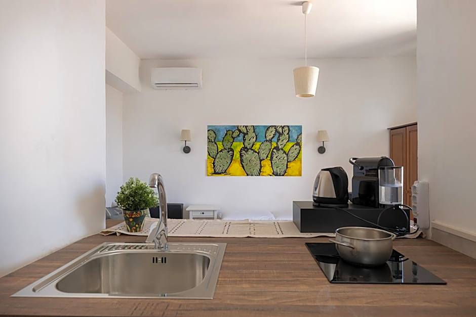 Tauromenion Guest House