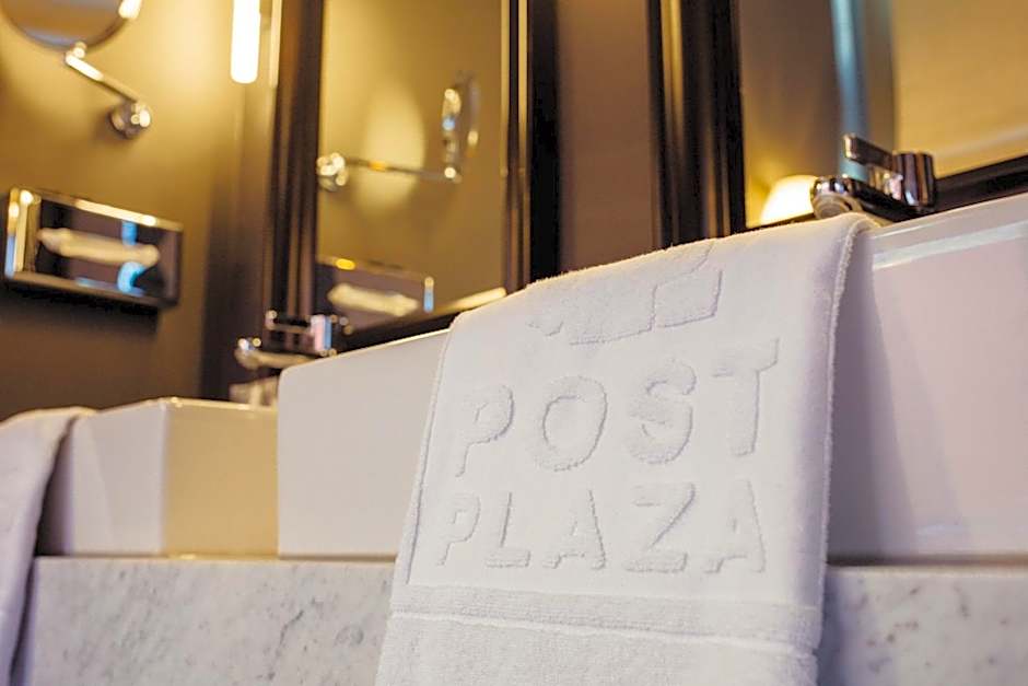 Post-Plaza Hotel & Grand Café