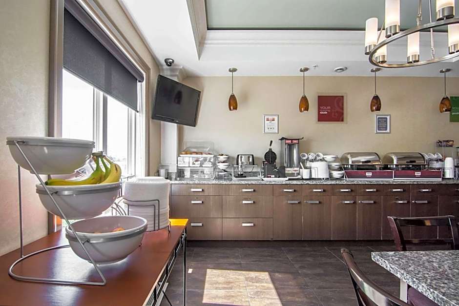 Comfort Inn & Suites Fort Saskatchewan