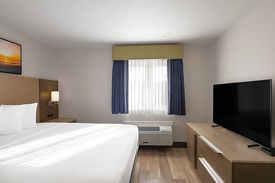 Days Inn by Wyndham Monterey Downtown