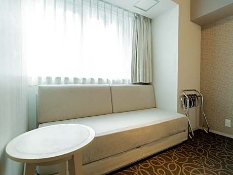 Club Twin Room with Club Lounge Access