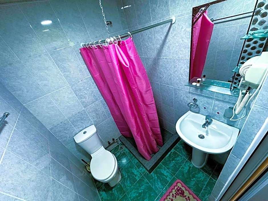 G Bakuri hotel – Batumi, IL