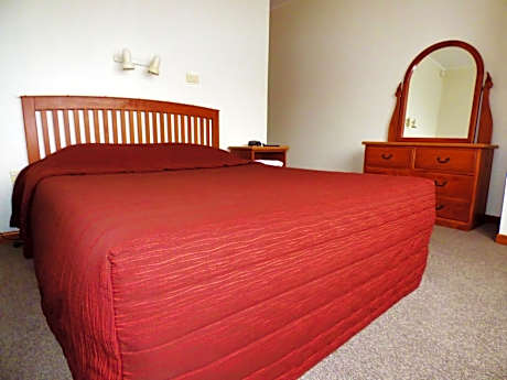 One-Bedroom Apartment with Spa Bath