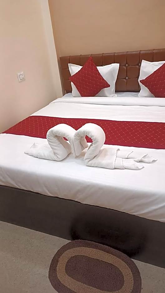 Hotel Chandra Dreams 