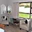 GlassTree B&B