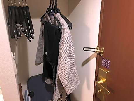 Queen Room - Non-Smoking(Non Daily Cleaning)