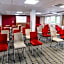 Holiday Inn Express Northampton - South By IHG
