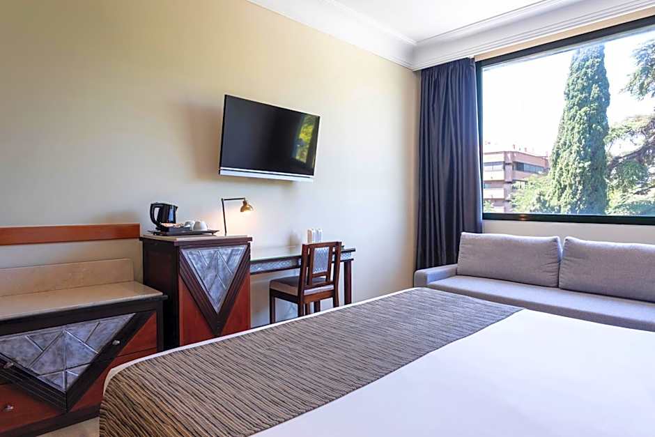 Petit Palace Arturo Soria Alcal