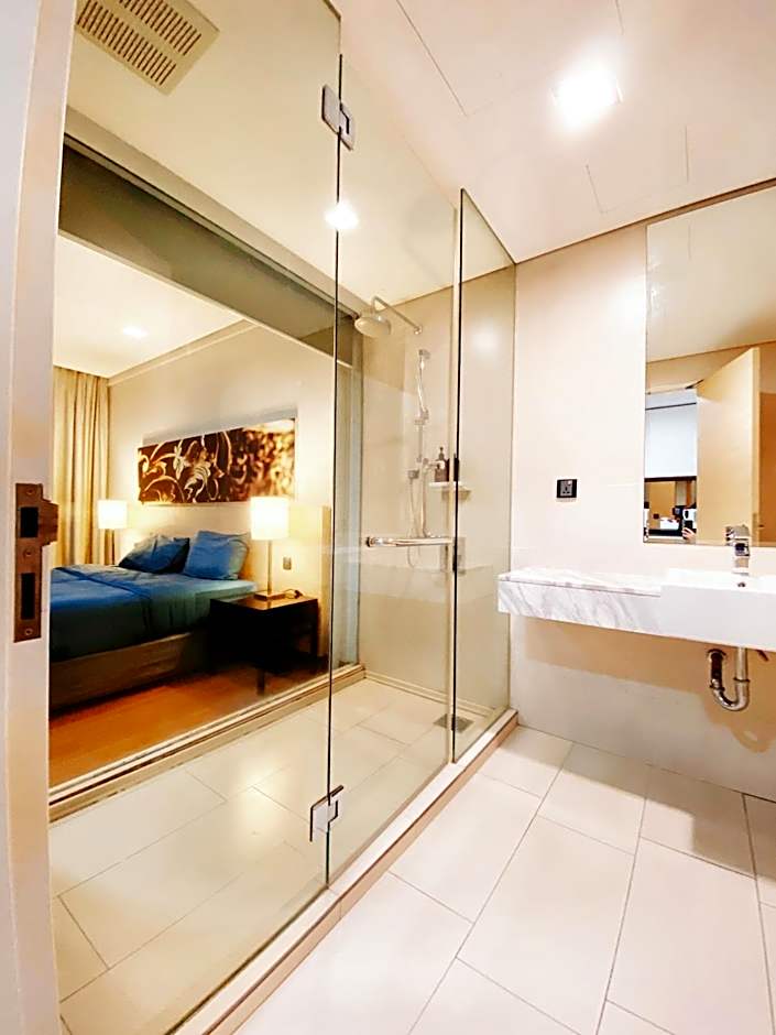 Straits Suite by C Homestay Malacca