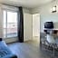 Comfort Aparthotel Versailles, St Cyr l'Ecole