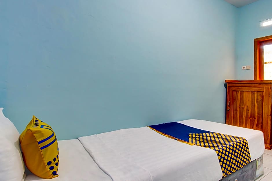 SPOT ON 92814 Gioba Kost Syariah