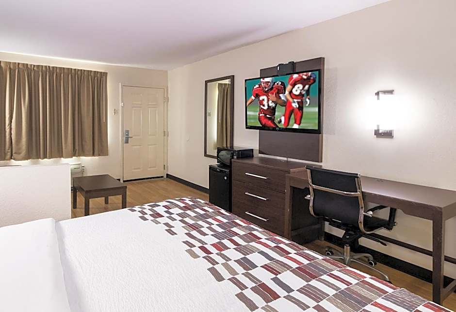 Red Roof Inn & Suites Commerce - Athens