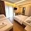 Hotel Avra