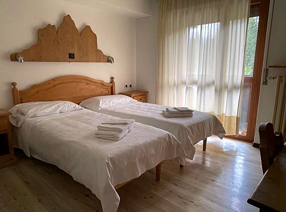 Hotel Dolomiti Des Alpes