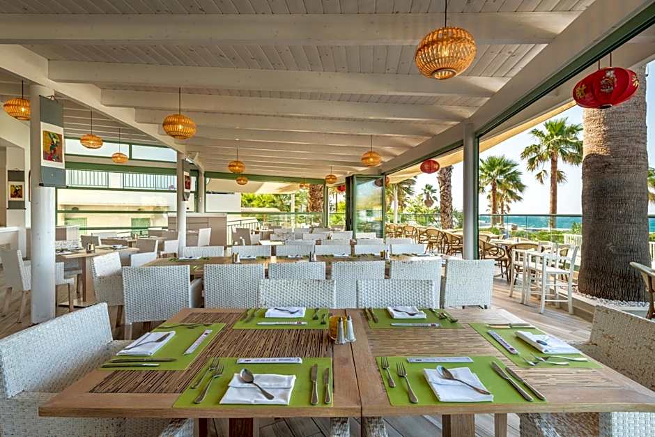 Star Beach Village & Water Park