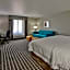 Hampton Inn By Hilton & Suites Albuquerque Airport
