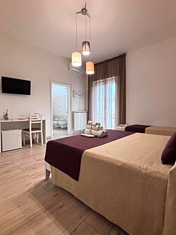 Luxury Triple Room