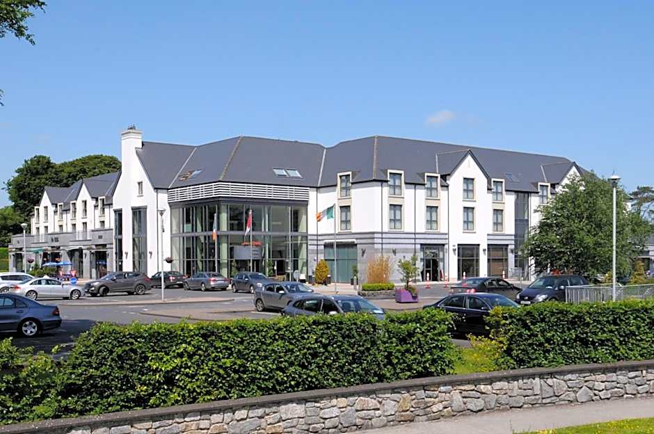 Raheen Woods Hotel