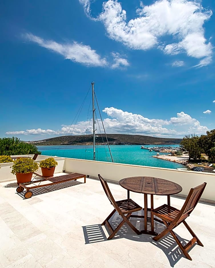 Port Alacati Hotel