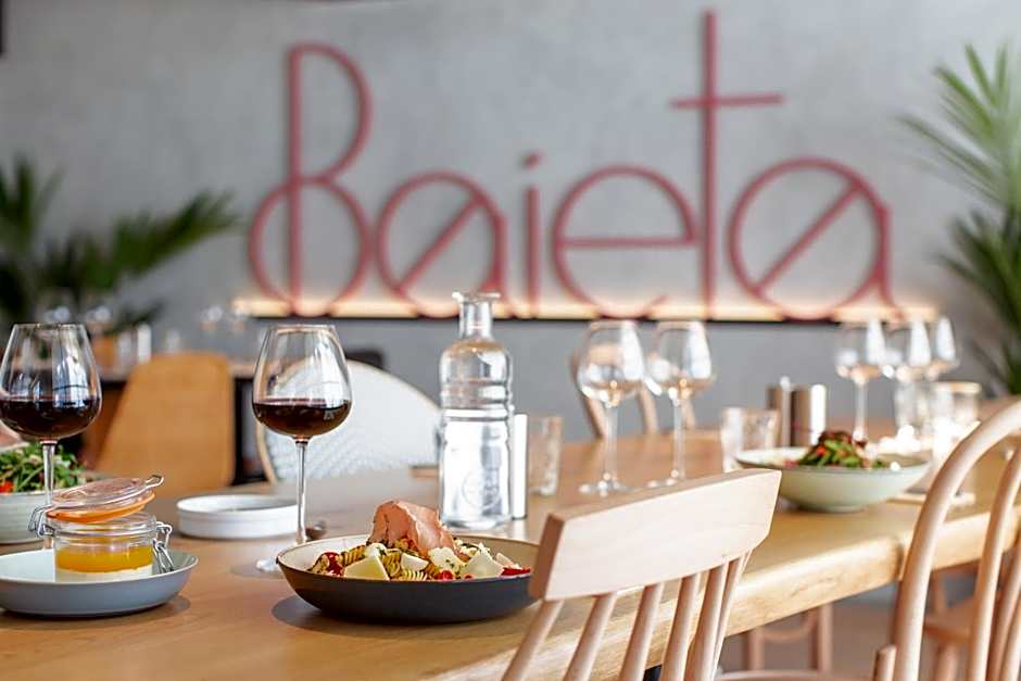 Ibis Nice Aéroport Promenade des Anglais