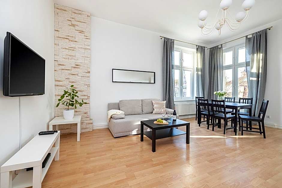 Riviera Residence Apartments