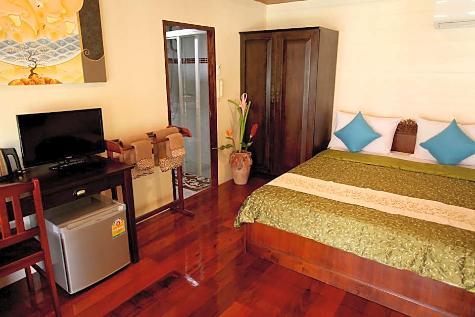 Ao Nang Home Stay - Adults Only