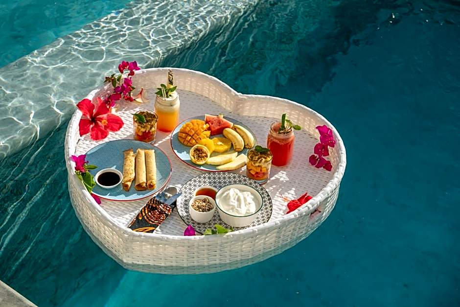 Mnana Beach Bungalows