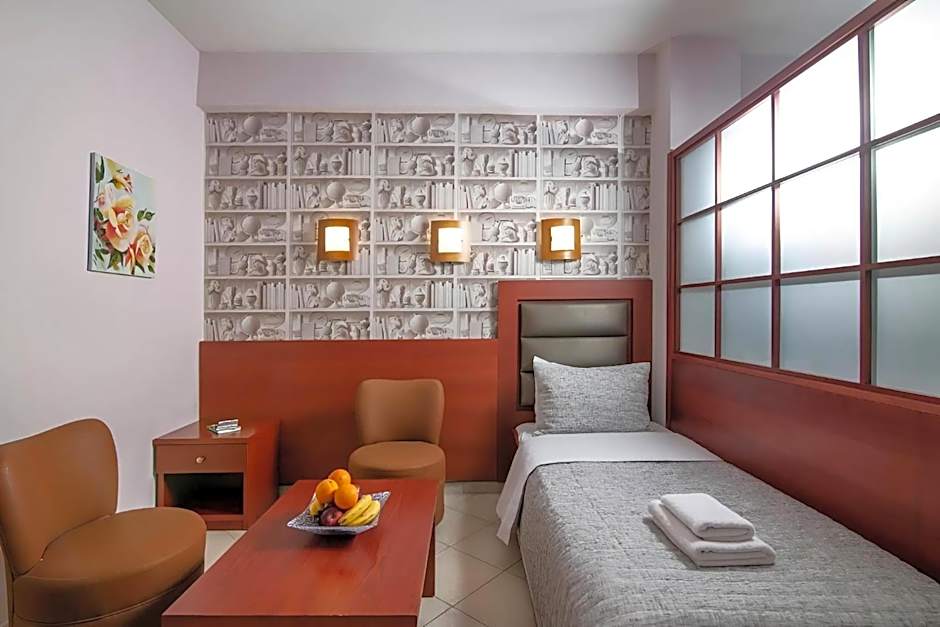 City Life Port Hotel
