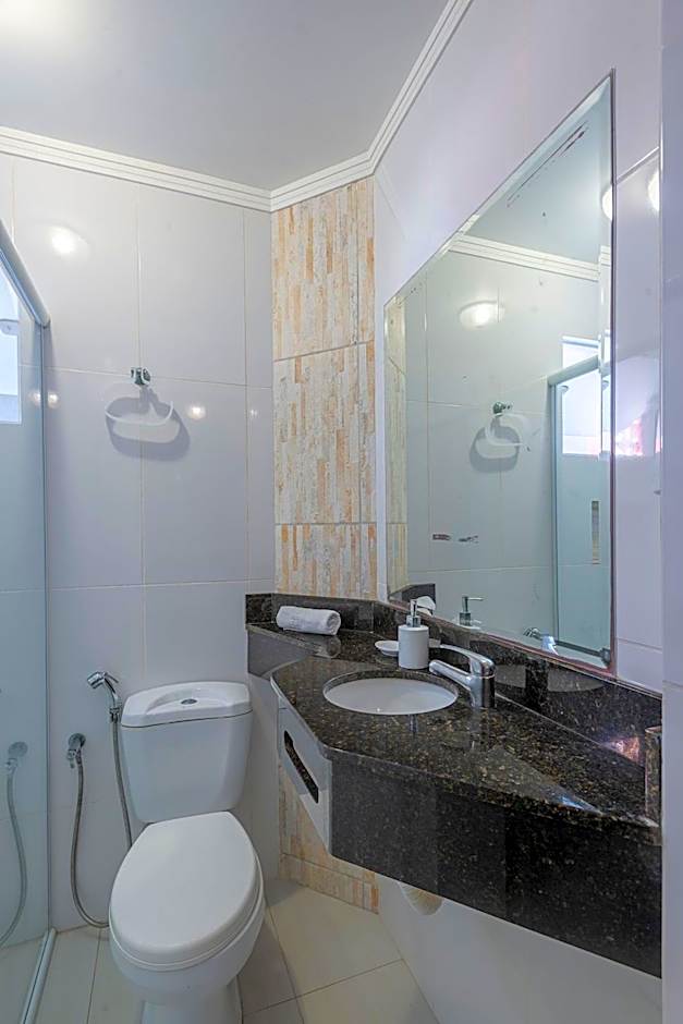 ITNC143- Frente ao mar! Amplo ap com 3 quartos+3WC