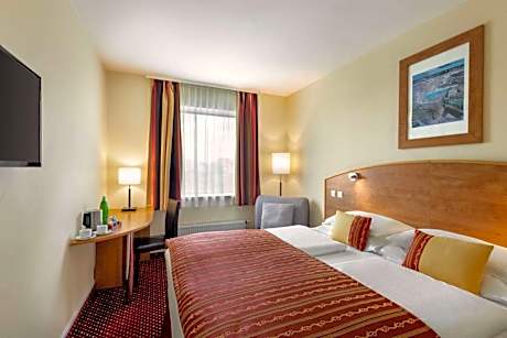 Comfort Plus Room