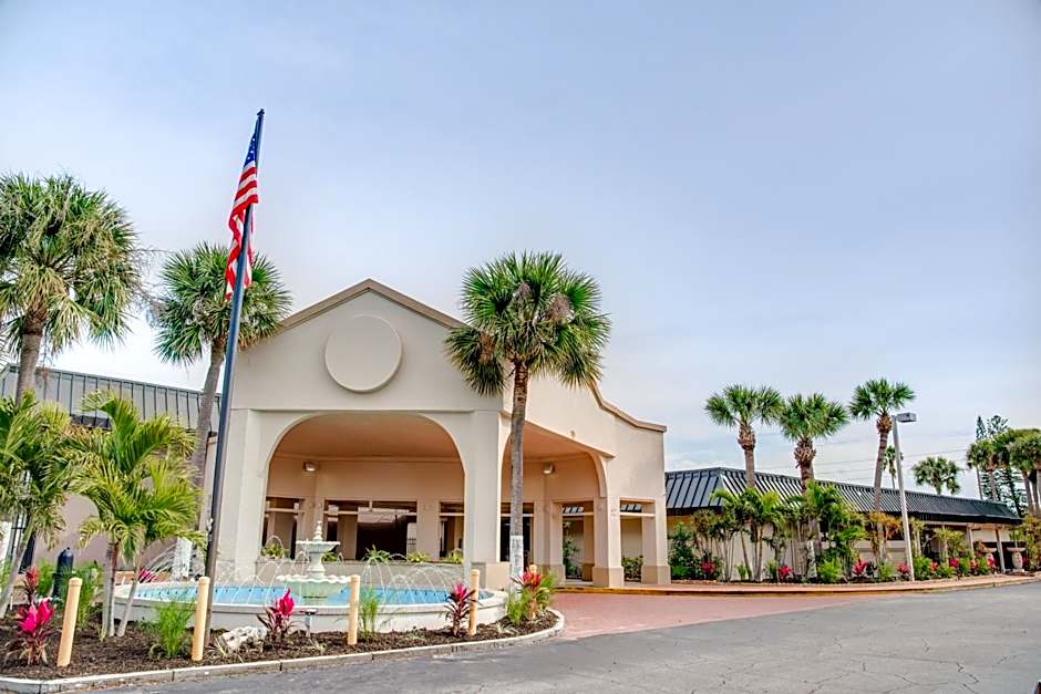 Days Inn by Wyndham St. Petersburg / Tampa Bay Area