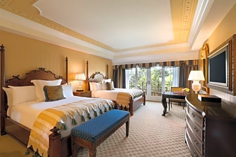 Suite with Two Queen Beds