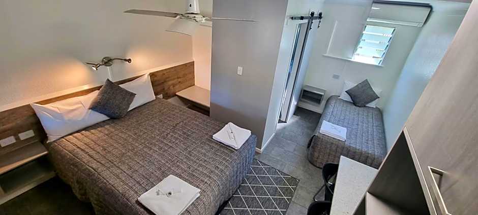 Y Motels Kingaroy