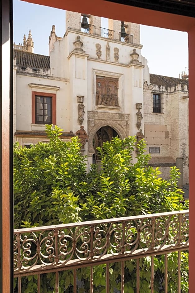 Puerta Catedral Apartments