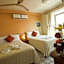 Hotel Bucaneros